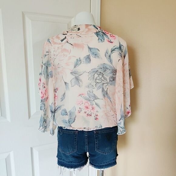 Studio Y jewel embellished floral blouse M - Picture 4 of 12